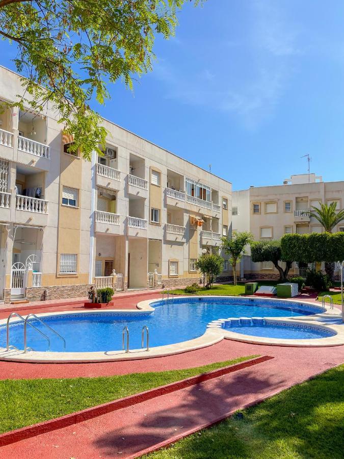 P.S. Apartment Torrevieja Luaran gambar